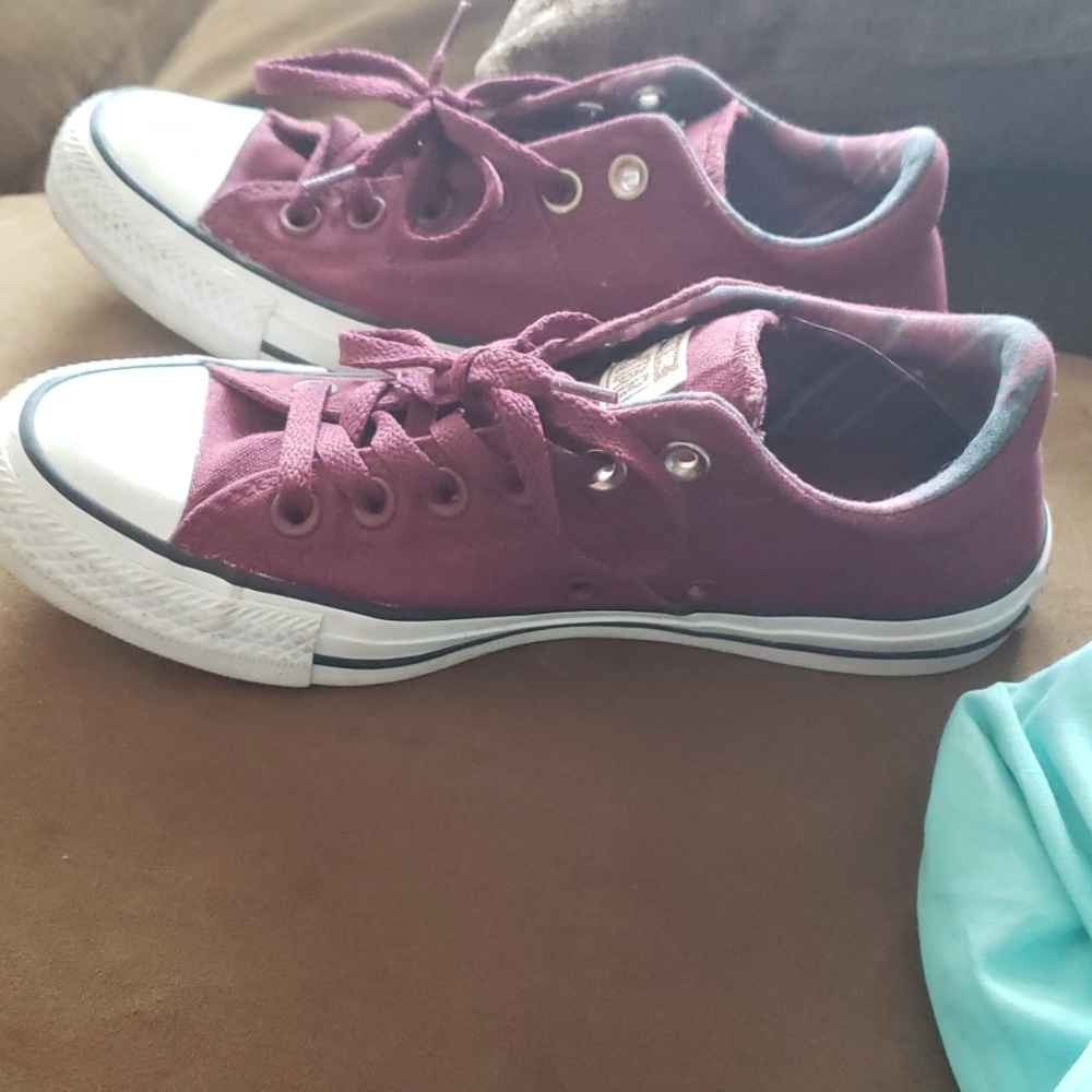 Converse size 7 - Picture 2 of 5